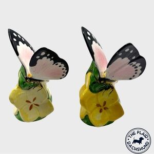 Vintage Butterfly Shakers- Yellow and Pink